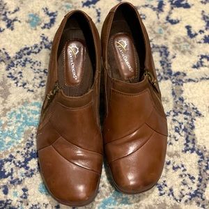 Earth origins brown leather shoes size 9 1/2